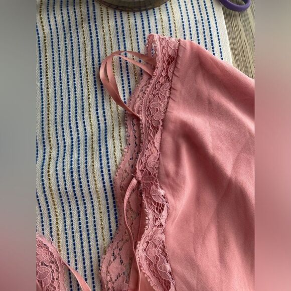 NWT Michael Costello X  Revolve  Pink Chiffon Size Large various ways to use - Picture 8 of 11